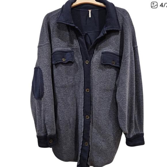 Free People Ruby Shacket Oversized Reverse Fleece Jacket in blue women’s small - Picture 4 of 4